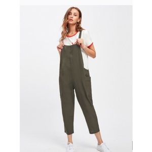 Size M pocket side overalls